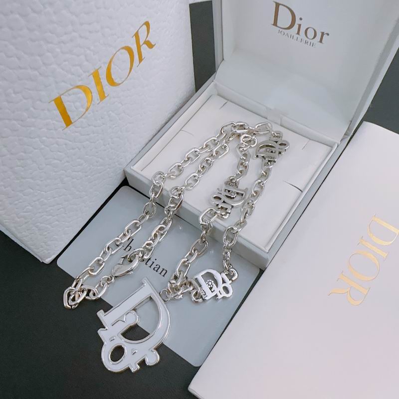 Dior Necklace 05lyr349